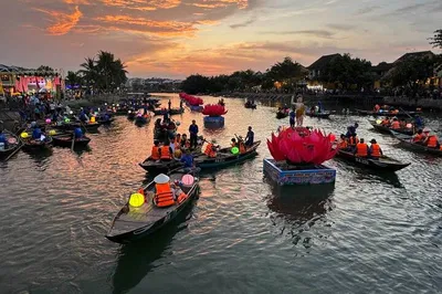 Unveiling Ancient Wonders: A My Son Sanctuary & Hoi An Cultural Immersion