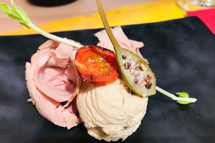 Turin's Michelin Chef-Led Street Food Tour D'Luxe