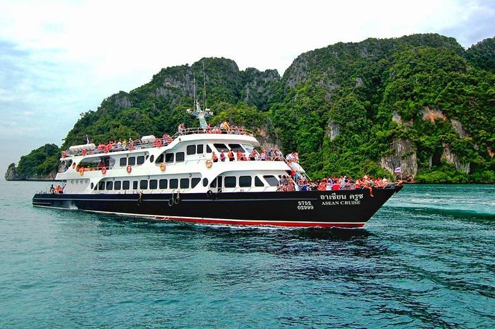 Phuket: Phi Phi Islands Snorkel Tour by Cruiser