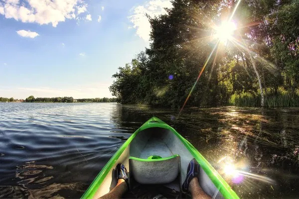 Paddle & Plate: Kayak Lake Trasimeno with Lakeside Umbrian Lunch!