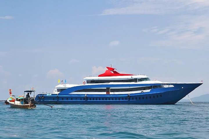 Discover Paradise: Phi Phi Island First-Class Adventure