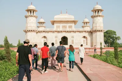 Unveiling Agra's Hidden Gems: A Mughal Women's Private Tour