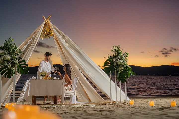 Sunset Serenade: A Romantic Beachfront Dinner in Phuket