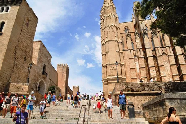 Discover Palma de Mallorca: A Captivating Day Tour Experience