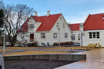 Image 3