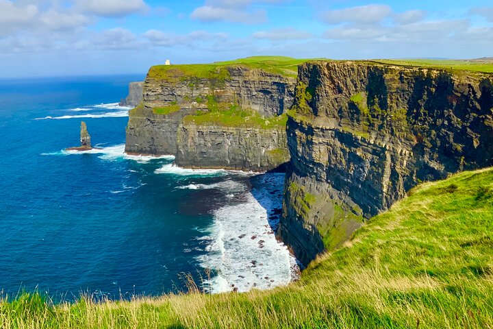Cliffs of Moher Private Day Trip: Unforgettable Irish Coastal Adventure