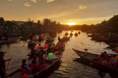 Hoi An's Cultural Delights: A Walking & Culinary Journey Through Time