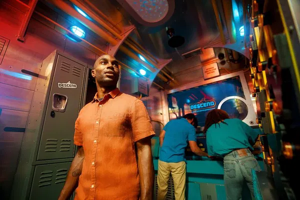 Orange Escape Game: 60-Minute Adventure