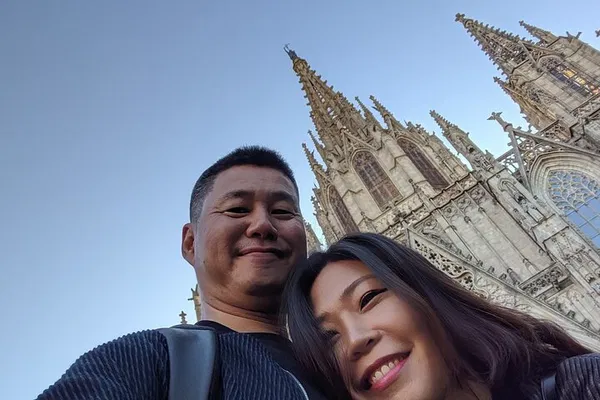 Barcelona Private Tour: Sagrada Familia, Park Güell & Gothic