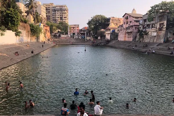 Discover Mumbai's Spiritual Heart: A Guided Walk Through Banganga Temples