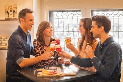 Brussels BeerWalk: Dutch Guided Tour & 5 Tastings