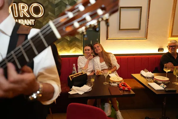 Naples Music & Dinner: Authentic City Experience!