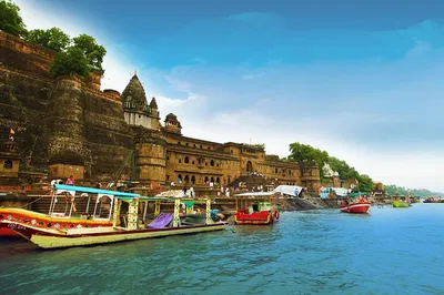 Discover India's Heart: A Mesmerizing Central India Expedition