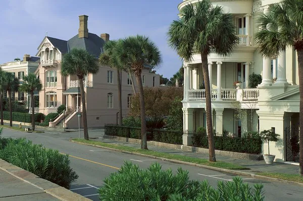 Charleston History Walk: See Top Sights!