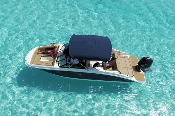 Luxury Escape: Private Beach Day on a 27ft Sea Ray in Cozumel & Belize
