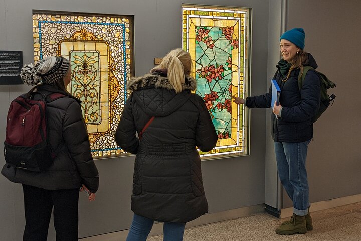 Chicago's Hidden Gems: Unearthing the Pedway & Loop Secrets