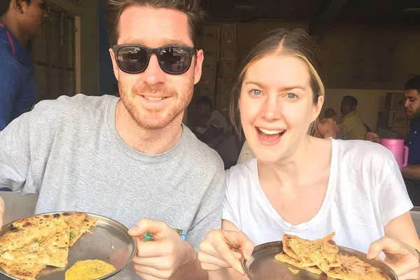 Jaipur Bazaar Walk: Food, Shopping & Artisan Tour