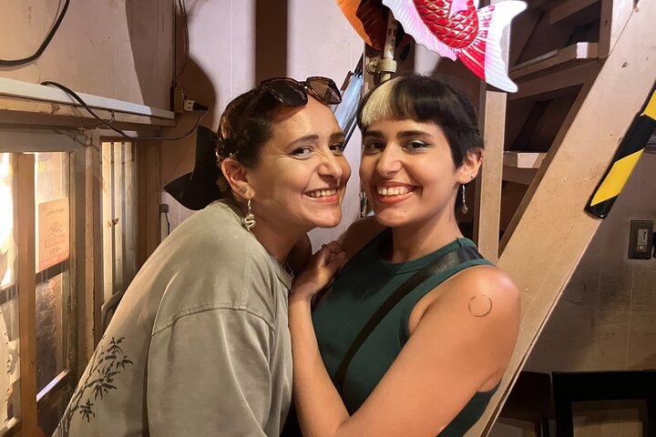 Osaka Namba: Izakaya & Bar Hop Food Tour