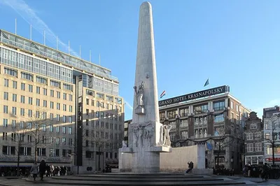 Discover Jordaan: Walking Tour & Canal Cruise Combo