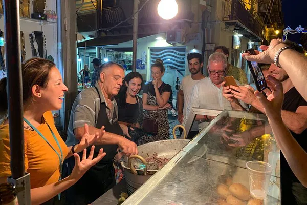 Palermo Night Food Tour: Eat Like a Local!