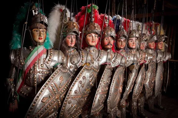 Palermo Puppet Show: Legends & History!