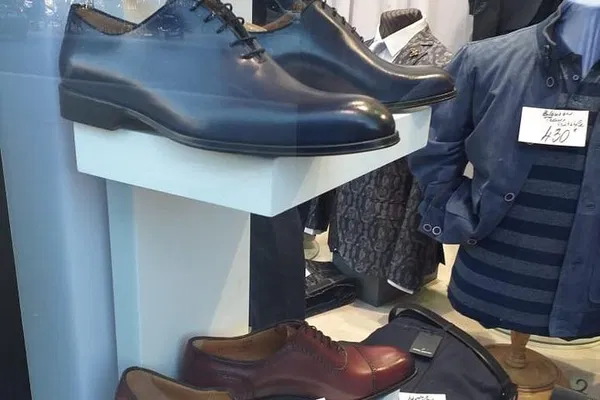 Paris in Style: Your Exclusive Private Driver Experience