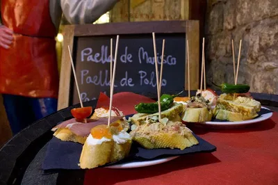Barcelona Bike & Bites: A Tapas Tour on Two Wheels!