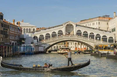 Unforgettable 7-Day VIP Italy Tour: Art, Culture & Cuisine from Rome