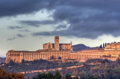 Discover Assisi: A Gourmet Shore Excursion from Civitavecchia