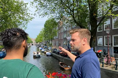 Uncover Amsterdam's Secrets: A Jordaan Walking Adventure