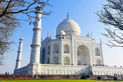 Taj Mahal Day Trip: Delhi to Agra by Train - A Majestic Mughal Experience