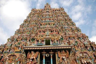 Chennai's Cultural Immersion: Temples, Dance & South Indian Flavors!