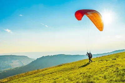 Unveiling Swiss Wonders: Private Tour from Geneva to Bern & Interlaken Paragliding