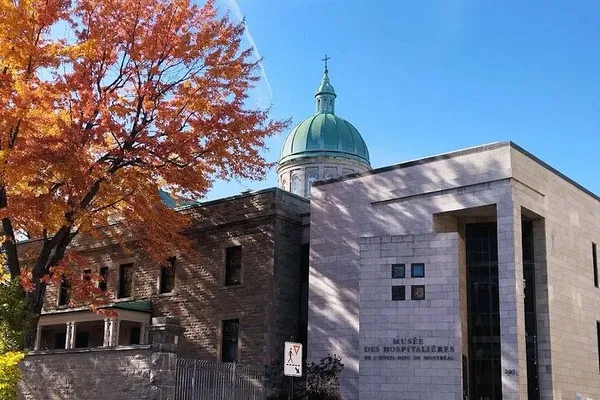 Montreal's Hospitalières Museum & Bohemian Tour