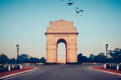 Delhi's Cultural Tapestry: A Private Old and New Delhi Day Tour