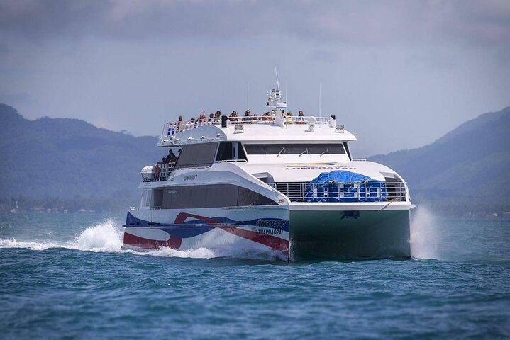 Seamless Island Hop: Phuket to Koh Phangan High-Speed Catamaran Transfer