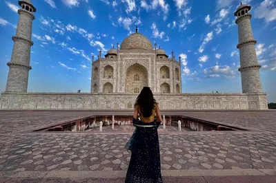 Witness the Taj Mahal's Sunrise Splendor: A Guided Agra Tour