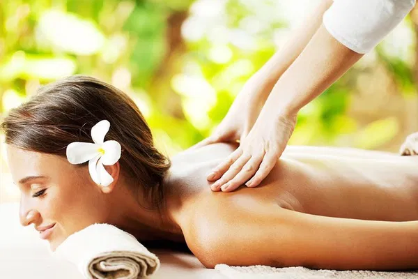 Maui Day Spa Escape: Therapeutic Massage for Mind-Body Harmony