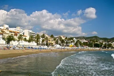 Discover Sitges: A Luxurious Coastal Escape from Barcelona
