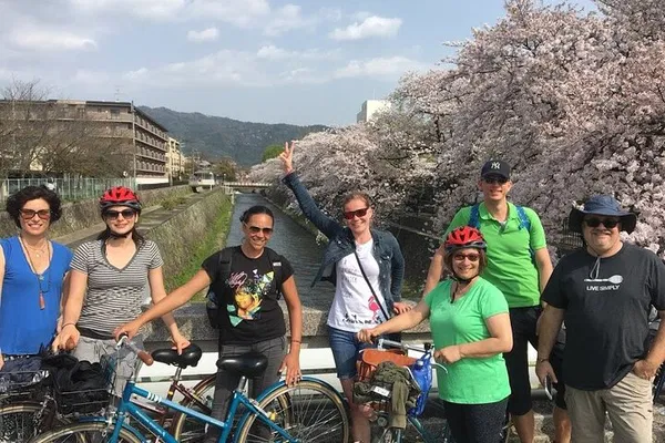 Discover Kyoto's Hidden Gems: An Unforgettable Bike Tour Adventure!