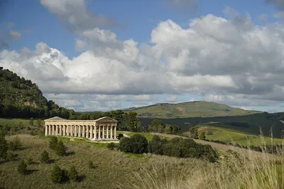 Unveiling Segesta: Shuttle, Entry & Sicilian Audio Journey