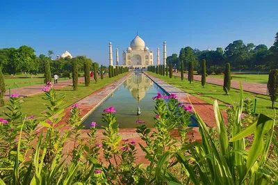 Unforgettable Agra: Private Taj Mahal Tour from Delhi