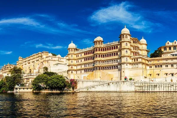 Rajasthan's Royal Grandeur: A Private Forts & Palaces Air Tour from Kochi/Chennai