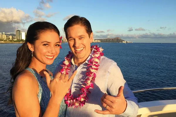 Honolulu Sunset Buffet & Show: Pacific Star Dining