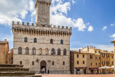 Discover Tuscany's Charm: Montepulciano, Pienza & Val d'Orcia Private Tour