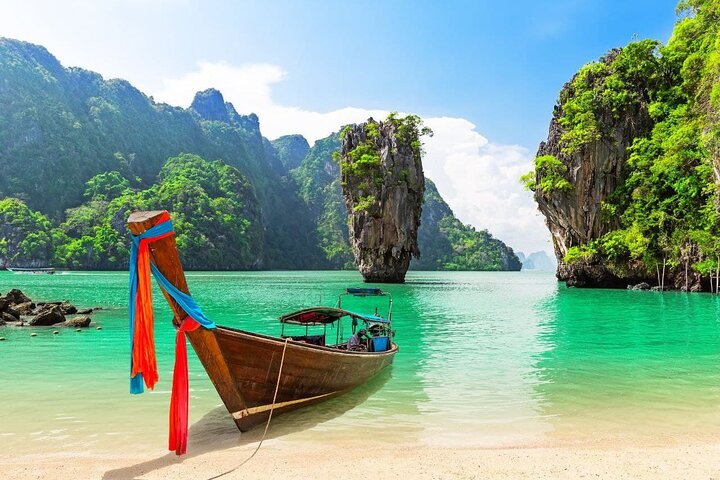Phuket's Aquatic Marvel: Explore James Bond Island & Beyond!
