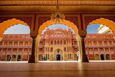 Exclusive Italian Jaipur: A Culturally Rich Day Tour