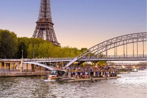 Paris River Cruise: Music, Views & Family Fun!