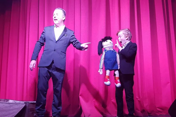 Magical Night: House of Illusion Show with Drinks!