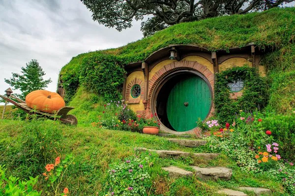 Embark on a Magical Middle-earth Adventure: Hobbiton Movie Set Tour from Tauranga